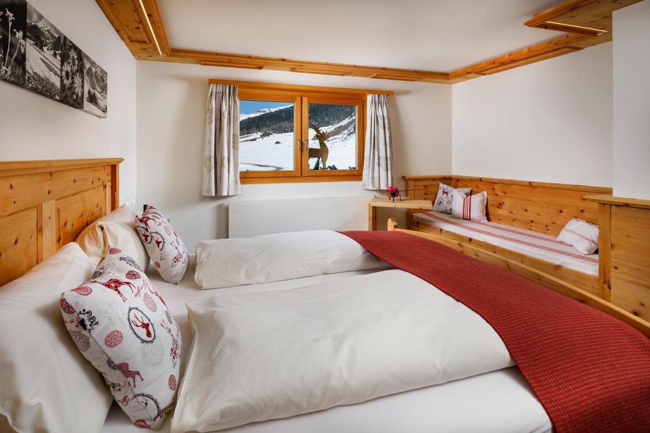 Hotel Walserhuus Sertig Sertig Döfli エクステリア 写真