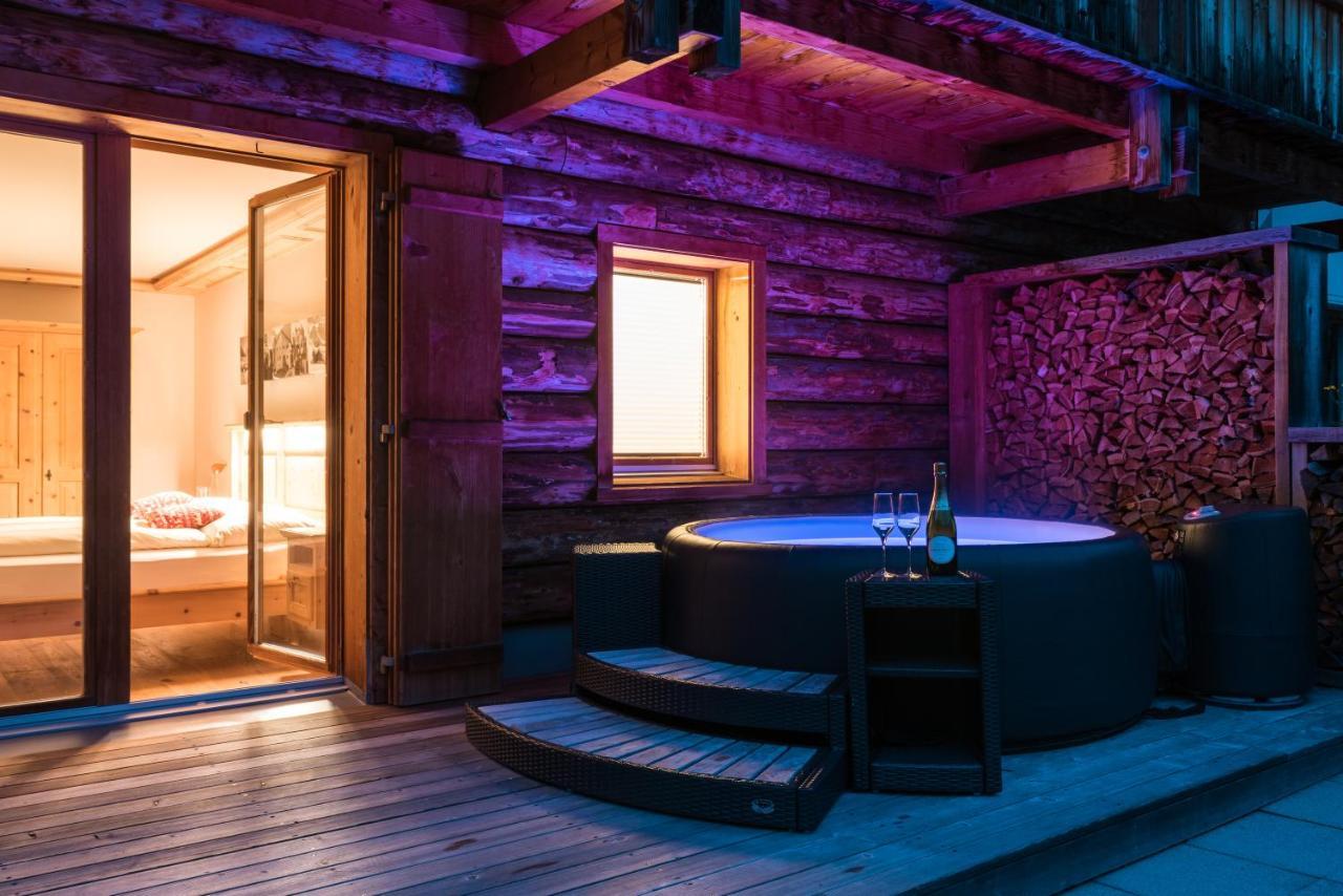 Hotel Walserhuus Sertig Sertig Döfli エクステリア 写真