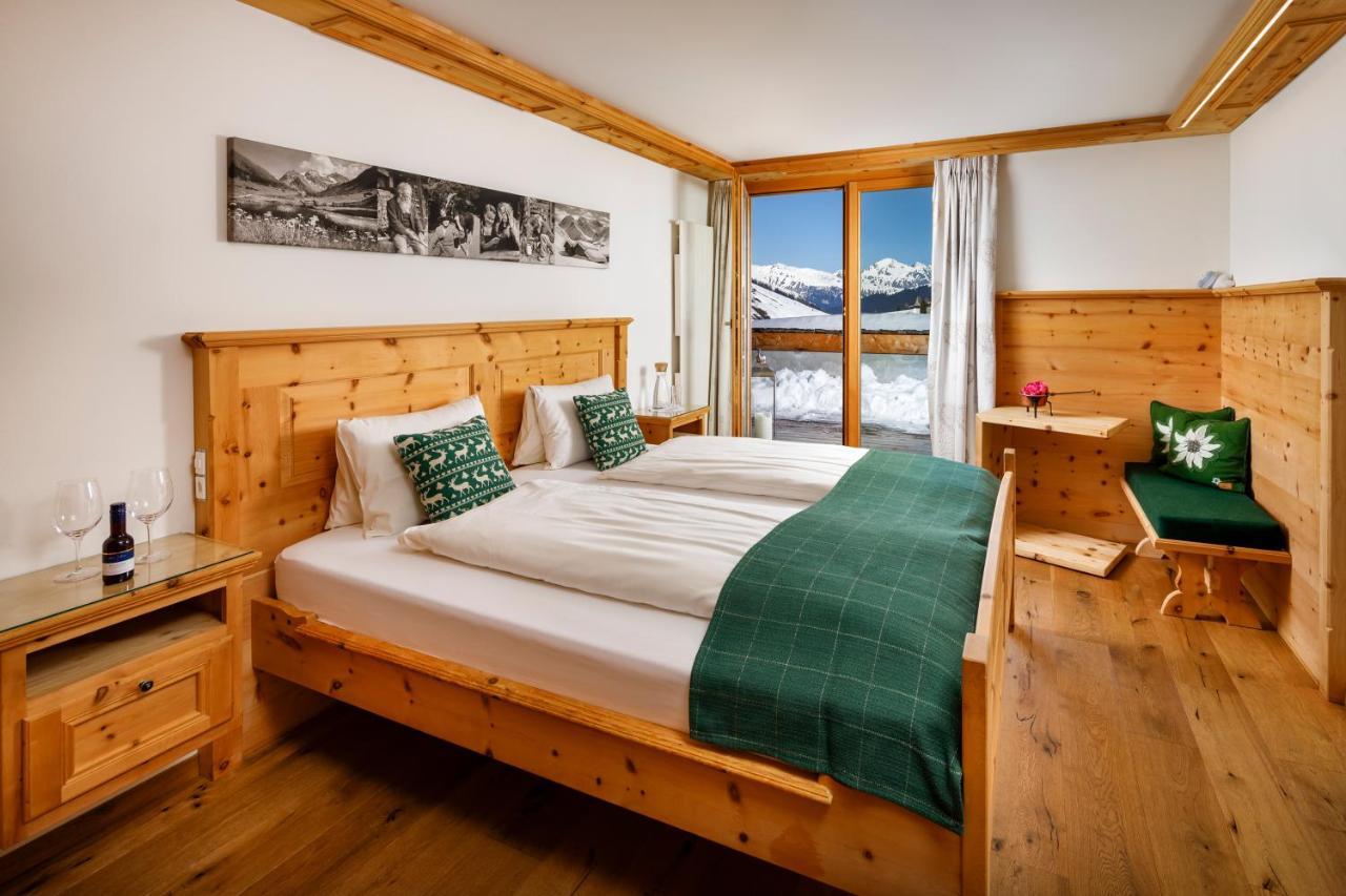 Hotel Walserhuus Sertig Sertig Döfli エクステリア 写真