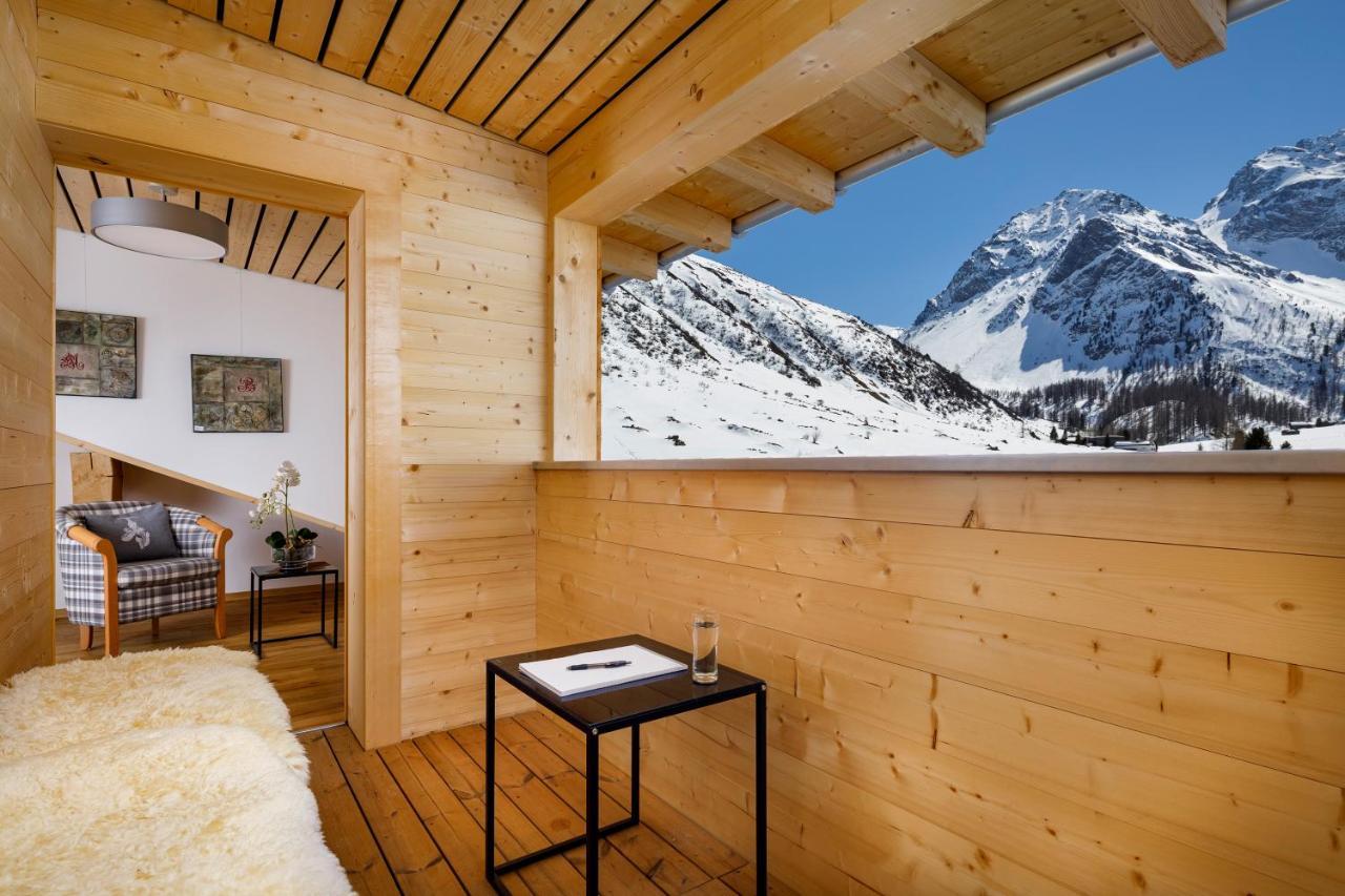 Hotel Walserhuus Sertig Sertig Döfli エクステリア 写真